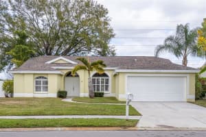 4119 Dover Dr E, Bradenton, FL 34203, Sold 02/18/22
