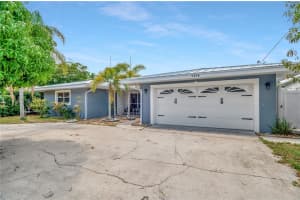 7808 Causeway Blvd S, St. Petersburg, FL 33707, Sold 03/30/22