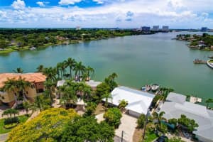 7808 Causeway Blvd S, St. Petersburg, FL 33707, Sold 03/30/22