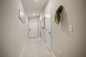 5253 White Chicory Dr, Apollo Beach, FL 33572, Sold 02/23/22