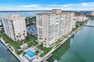 5200 Brittany Dr S, St. Petersburg, FL 33715, Sold 03/22/22