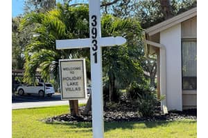 1048 Bowsprit Ln, Holiday, FL 34691, Sold 03/03/22