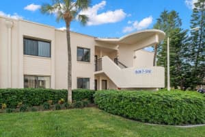 5702 La Puerta Del Sol Blvd S, St. Petersburg, FL 33715, Sold 04/01/22