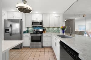 5702 La Puerta Del Sol Blvd S, St. Petersburg, FL 33715, Sold 04/01/22