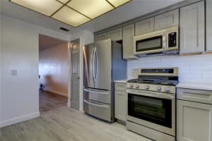 1847 Shore Dr S, South Pasadena, FL 33707, Sold 02/25/22