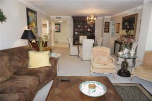 5200 BRITTANY DR S #801, ST PETERSBURG, FL 33715 Sold 07/15/22