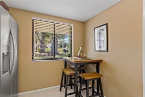 2502 Royal Pines Cir, Clearwater, FL 33763, Sold 03/16/22