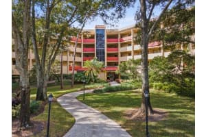 3076 Eastland Blvd, Clearwater, FL 33761, Sold 03/16/22