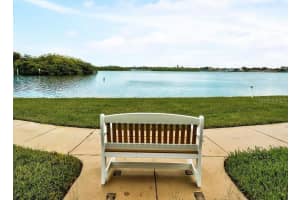 1819 Shore Dr S, South Pasadena, FL 33707, Sold 04/29/22