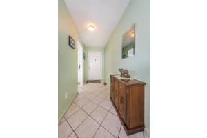 5286 81st St N, St. Petersburg, FL 33709, Sold 04/20/22