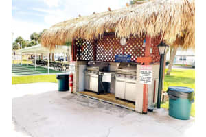 5257 81st Ln N, St. Petersburg, FL 33709, Sold 04/11/22