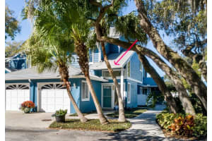 2002 Golf View Dr, Tarpon Springs, FL 34689, Sold 03/25/22