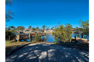 5912 Cachette De Riviera Ct, New Port Richey, FL 34655, Sold 03/16/22
