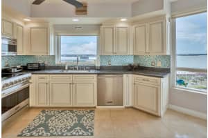 1180 Gulf Blvd, Clearwater Beach, FL 33767, Sold 04/27/22