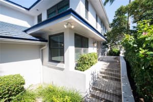 1657 Watermark Cir NE, St. Petersburg, FL 33702, Sold 03/29/22