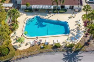 13866 Oakwood Ln, Seminole, FL 33776, Sold 03/10/22