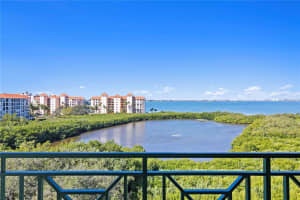 4750 Dolphin Cay Ln, St. Petersburg, FL 33711, Sold 03/15/22