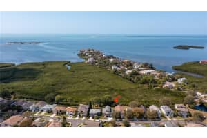 1067 S Pointe Alexis Dr, Tarpon Springs, FL 34689, Sold 04/04/22