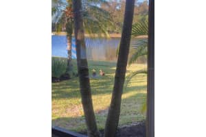 6520 38th Ln E, Sarasota, FL 34243, Sold 04/22/22