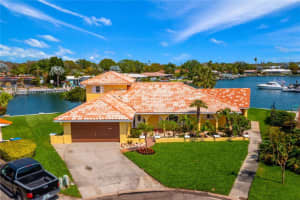 4360 38TH WAY S, ST PETERSBURG, FL 33711 Sold 09/03/22