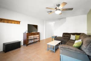 2029 Fluorshire Dr, Brandon, FL 33511, Sold 04/07/22