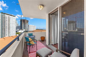 470 3rd St S, St. Petersburg, FL 33701, Sold 03/18/22