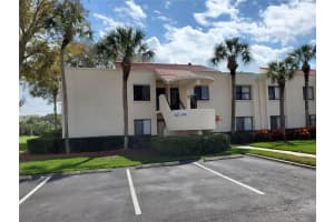 5736 La Puerta Del Sol Blvd S, St. Petersburg, FL 33715, Sold 04/28/22