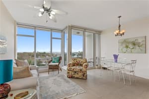 175 1st St S, St. Petersburg, FL 33701, Sold 05/10/22