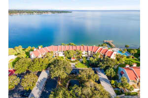 7500 Sunshine Skyway Ln S, St. Petersburg, FL 33711, Sold 04/14/22