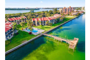 7500 Sunshine Skyway Ln S, St. Petersburg, FL 33711, Sold 04/14/22