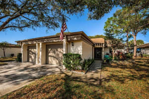 2404 Green Dolphin Cir, Tarpon Springs, FL 34689, Sold 04/27/22