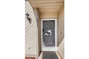 4323 Sussex St, Holiday, FL 34691, Sold 04/08/22