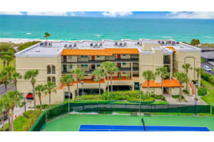 7564 Bayshore Dr, Treasure Island, FL 33706, Sold 05/02/22