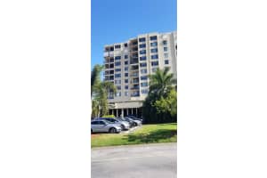 6322 Palma Del Mar Blvd S, St. Petersburg, FL 33715, Sold 04/06/22
