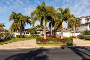4128 Holland Dr, St Pete Beach, FL 33706, Sold 04/18/22