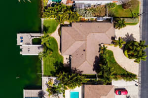 4128 Holland Dr, St Pete Beach, FL 33706, Sold 04/18/22