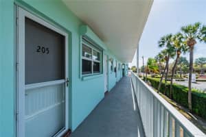 1819 Shore Dr S, South Pasadena, FL 33707, Sold 04/15/22