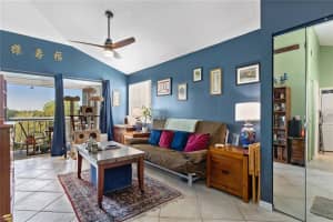 6916 Stonesthrow Cir N, St. Petersburg, FL 33710, Sold 05/02/22