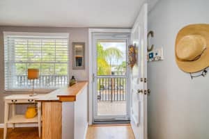 871 New York Ave, Dunedin, FL 34698, Sold 04/25/22