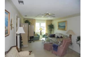 5287 81st St N, St. Petersburg, FL 33709, Sold 04/29/22