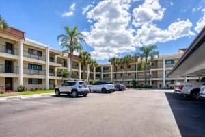865 S Gulfview Blvd, Clearwater, FL 33767, Sold 03/28/22