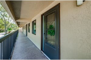 1913 Golf View Dr, Tarpon Springs, FL 34689, Sold 05/20/22