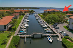 1811 Mariner Dr, Tarpon Springs, FL 34689, Sold 05/10/22