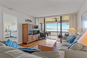 1811 Mariner Dr, Tarpon Springs, FL 34689, Sold 05/10/22