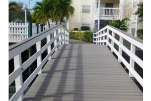 6923 Stonesthrow Cir N, St. Petersburg, FL 33710, Sold 04/27/22