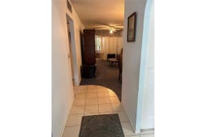 9220 Mission Oaks Blvd, Seminole, FL 33776, Sold 04/15/22