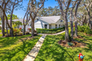 2811 Featherstone Dr, Holiday, FL 34691, Sold 04/18/22