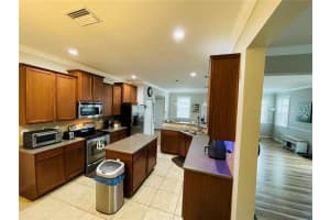 6514 Twin Bridges Dr, Zephyrhills, FL 33541, Sold 04/21/22