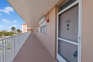 1847 Shore Dr S, South Pasadena, FL 33707, Sold 05/09/22