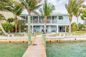 7800 CAUSEWAY BLVD S, ST PETERSBURG, FL 33707 Sold 08/12/22